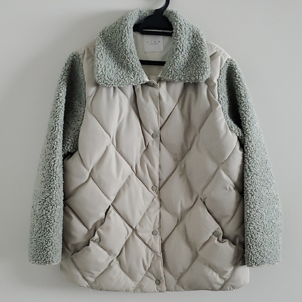 Tina Wmns Quilted Jacket with Sherpa Sleeves Cream Light Green Cottagecore Sz S